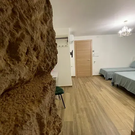 Il Gigante Nocleg ze śniadaniem 4*