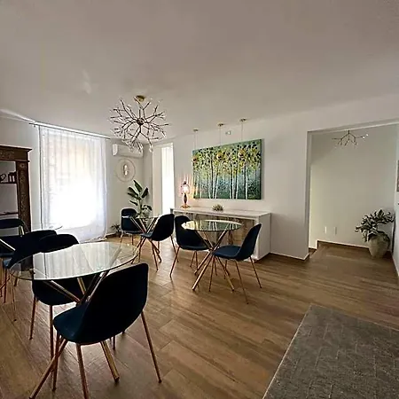 Il Gigante Nocleg ze śniadaniem 4*